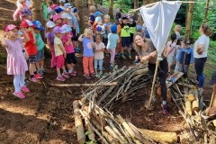 8e142a2f-4c07-40ed-a923-dca5c35b7b7d